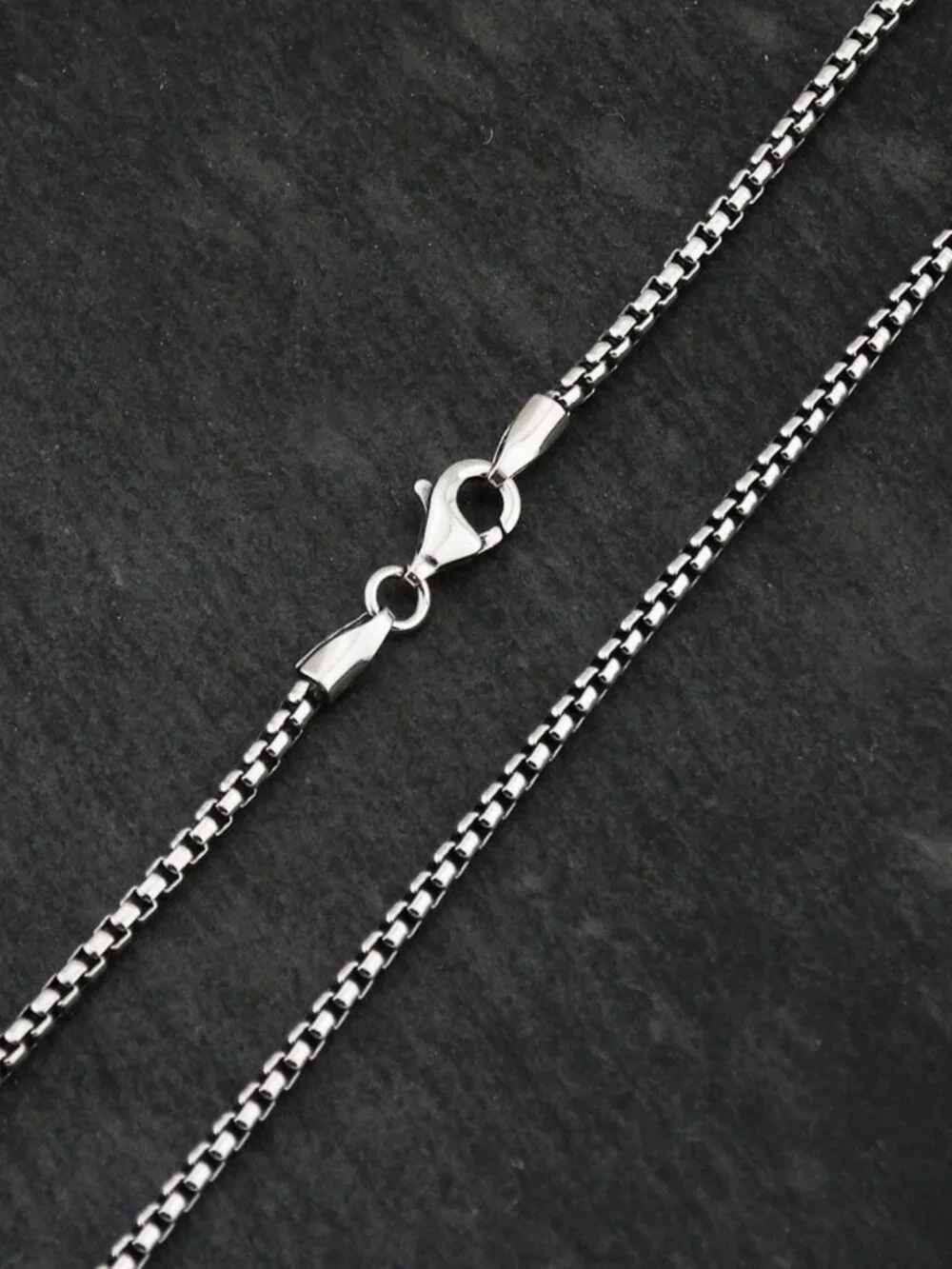Silver 2.5mm Rounded Box Chain Link Necklace